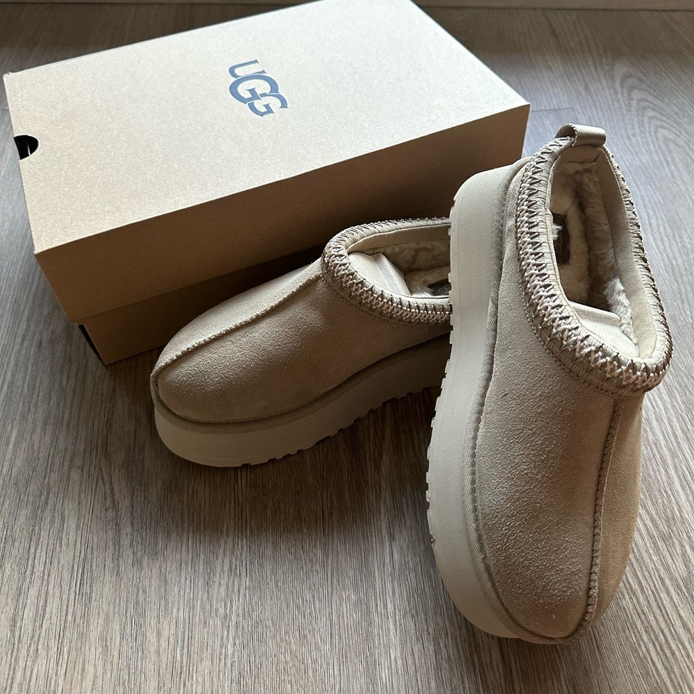 New in box! | Women’s UGG Tazz Slipper in Mustard Seed | NWT